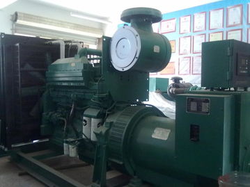 武漢有賣2000gf柴油發(fā)電機組的嗎要配套進口康明 武漢市高科星光機電設(shè)備有限責(zé)任公司